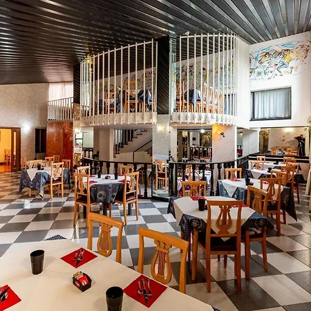 Strassoldo Hotel