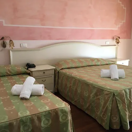Strassoldo Hotel